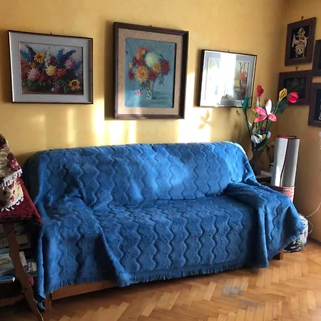 Small Flat 50 M From The Slopes Appartement